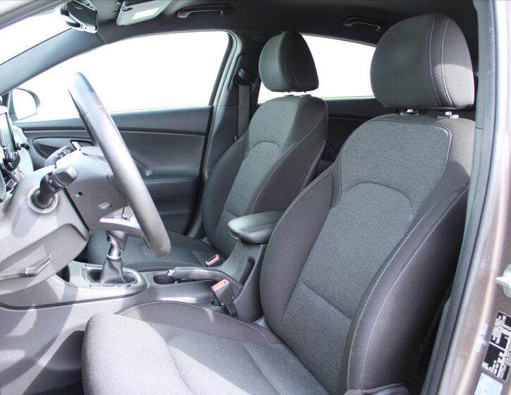 Hyundai i30 Liftback 1,5 l 117 kw