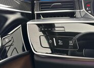 Audi S8 Sedan / Limuzína 4,0 l 420 kw