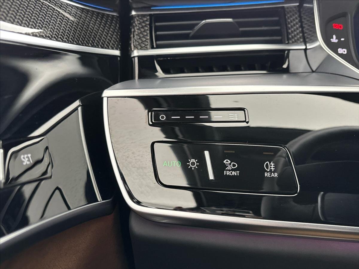 Audi S8 Sedan / Limuzína 4,0 l 420 kw