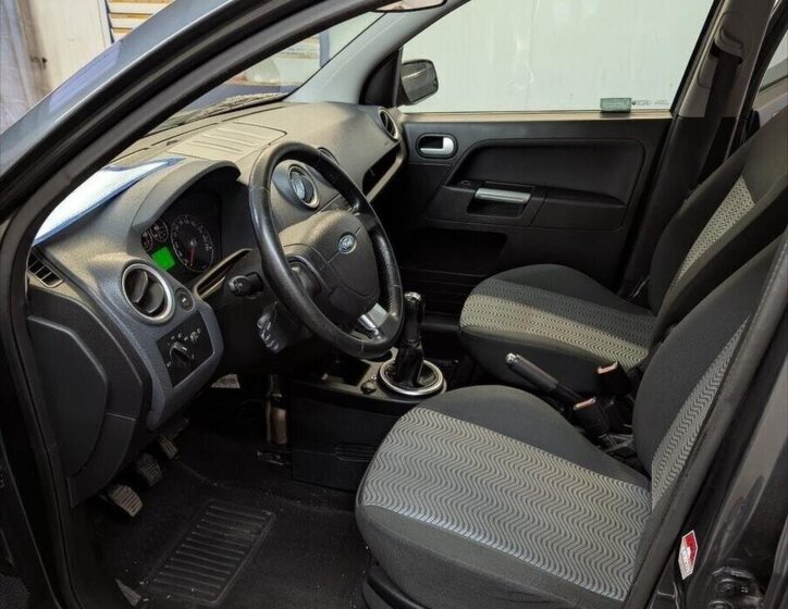 Ford Fusion Hatchback 1,6 l 66 kw