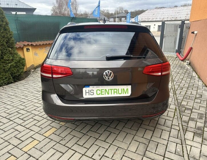 Volkswagen Passat Kombi 2,0 l 110 kw
