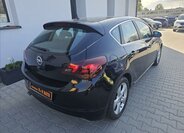Opel Astra Hatchback 1,6 l 132 kw