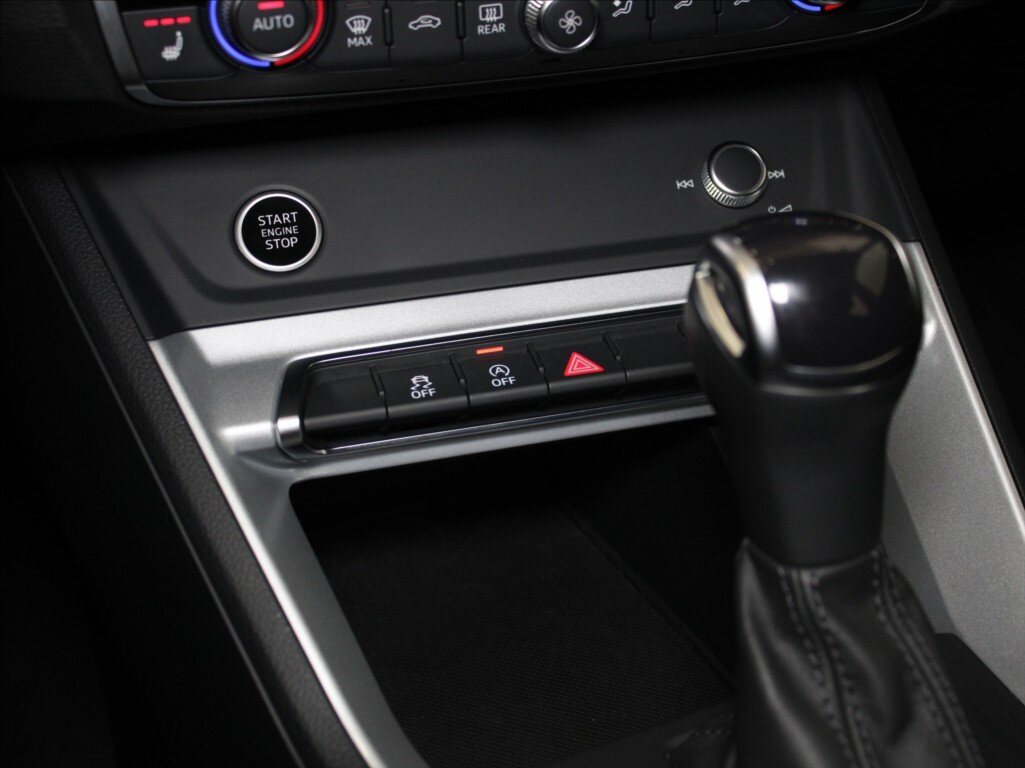 Audi Q3 SUV / Terénní 2,0 l 110 kw