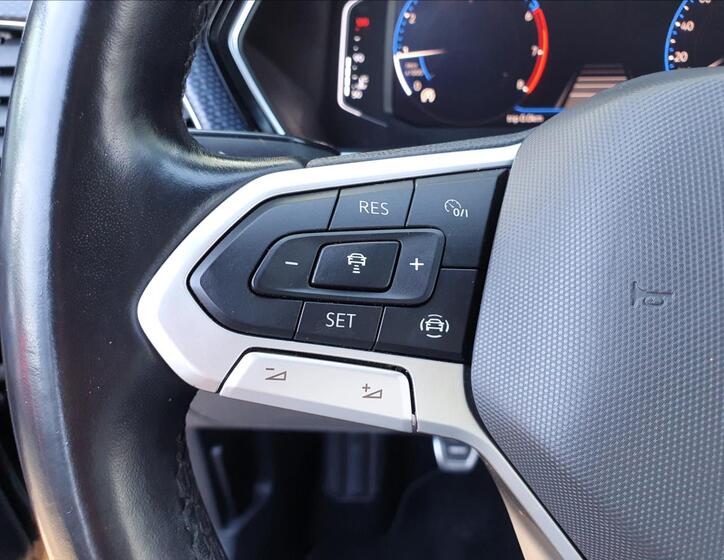 Volkswagen T-Cross 21