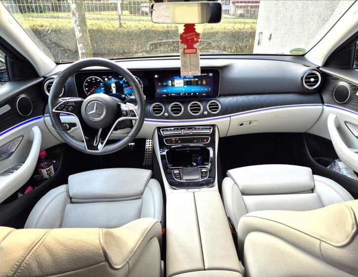 Mercedes-Benz Třídy E Kombi 2,9 l 243 kw