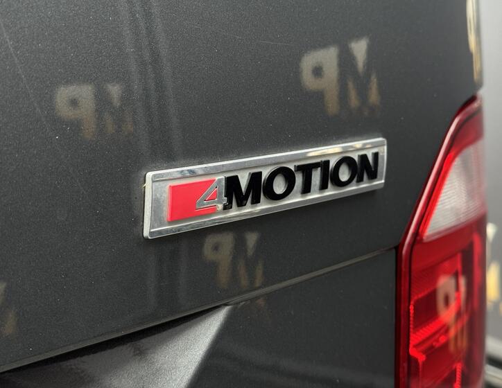 Volkswagen Multivan 41