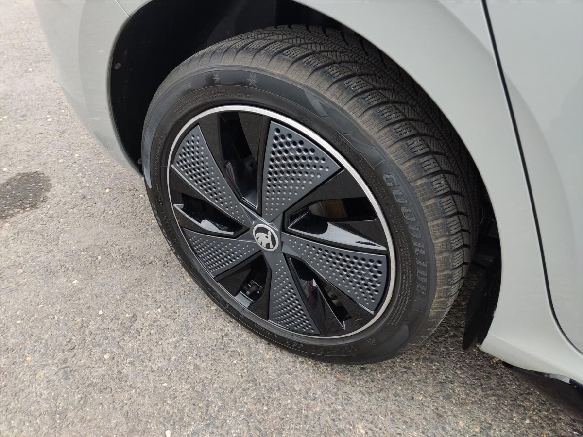 Škoda Scala Hatchback 999,0 85 kw