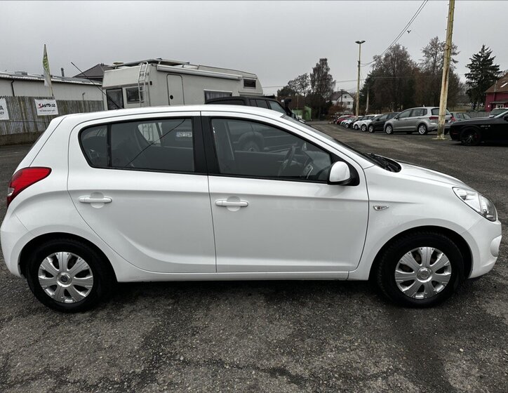 Hyundai i20 Hatchback 1,2 l 57 kw