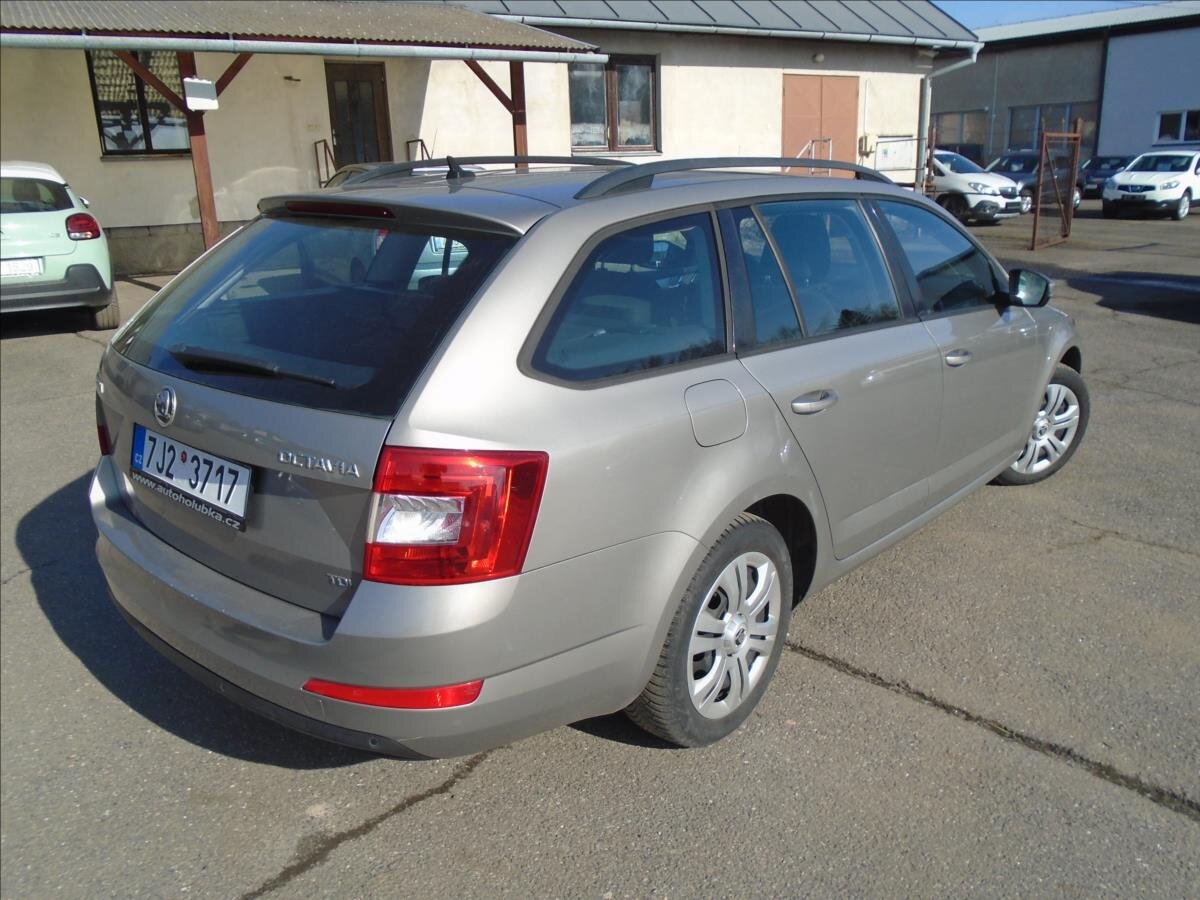 Škoda Octavia Kombi 1,6 l 77 kw
