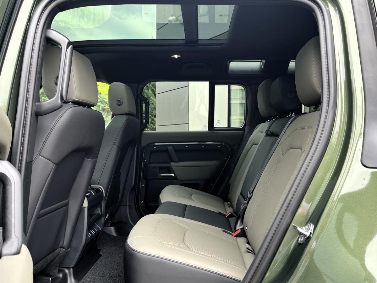 Land Rover Defender SUV / Terénní 3,0 l 183 kw