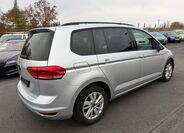 Volkswagen Touran 4