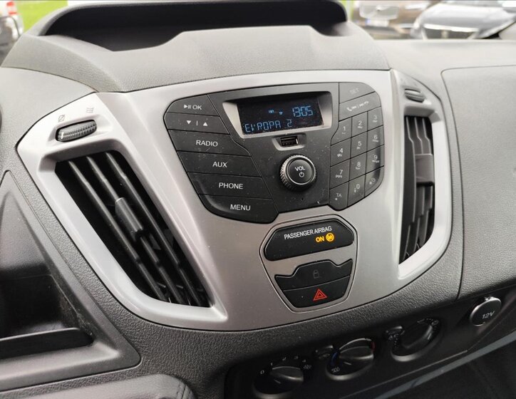 Ford Transit Custom 19