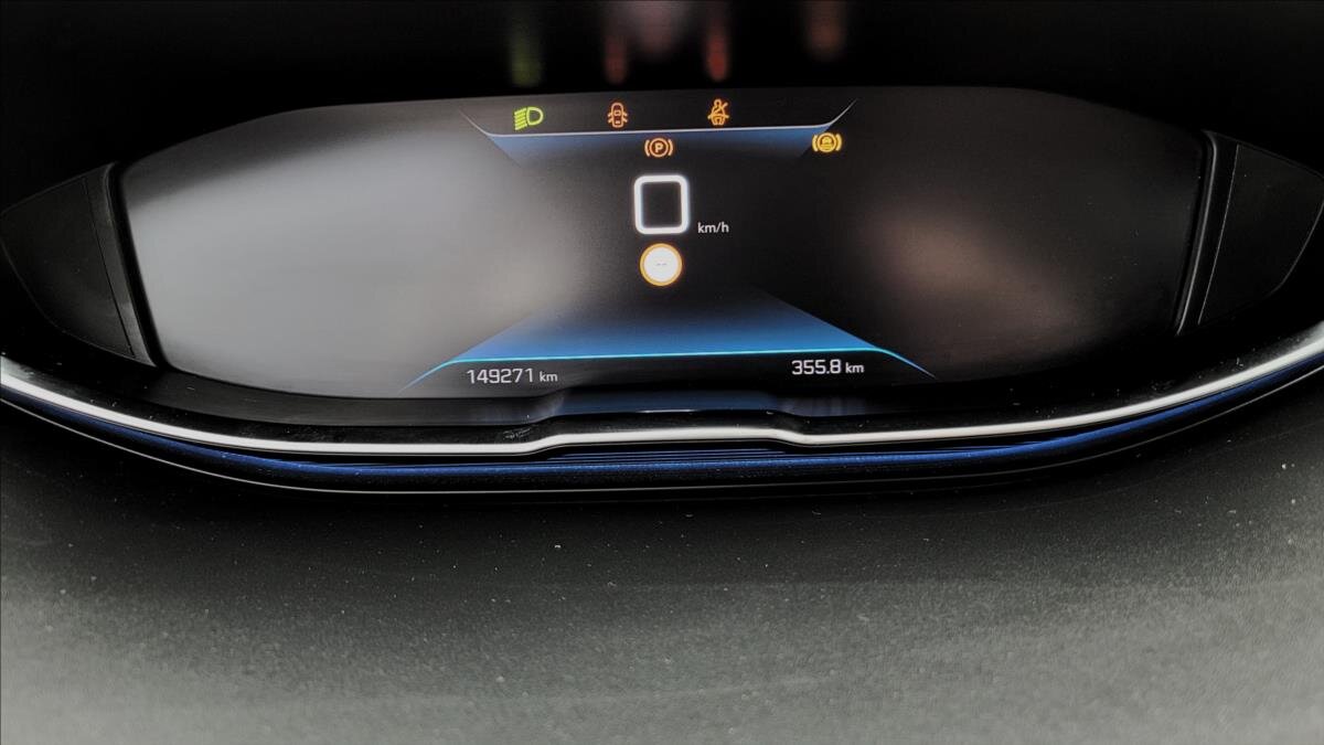 Peugeot 3008 SUV / Terénní 1,5 l 96 kw