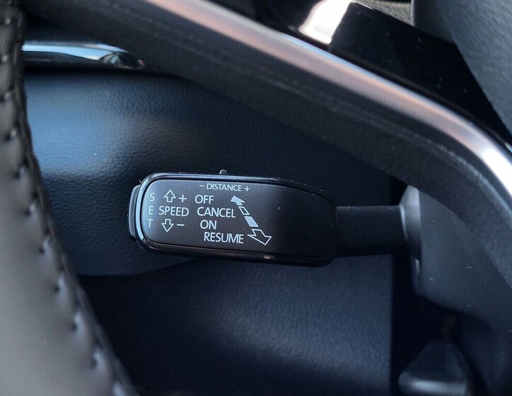 Škoda Karoq SUV / Terénní 1,5 l 110 kw