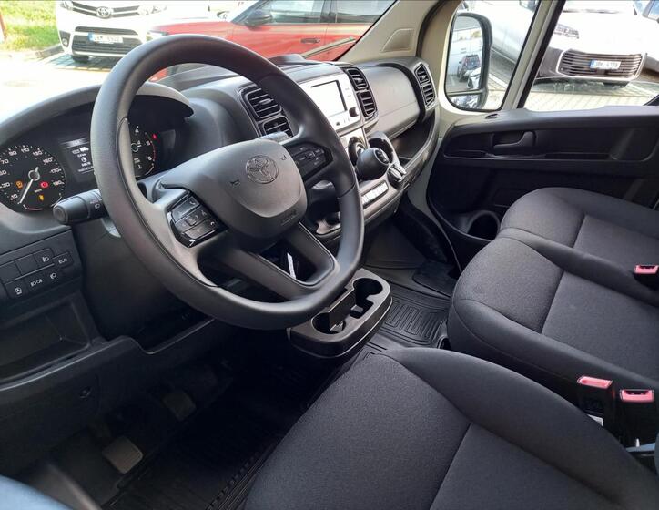 Toyota Proace Max 7