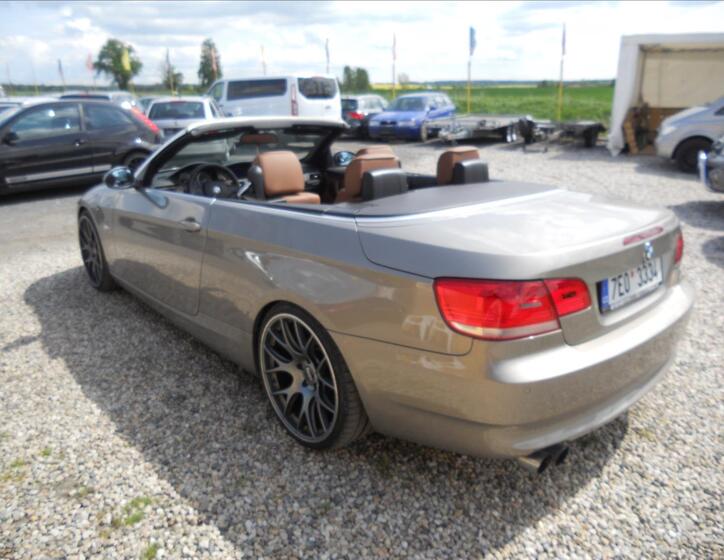 BMW Řada 3 8
