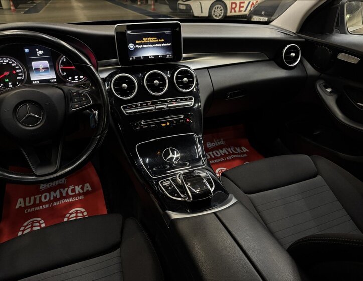 Mercedes-Benz Třídy C 27