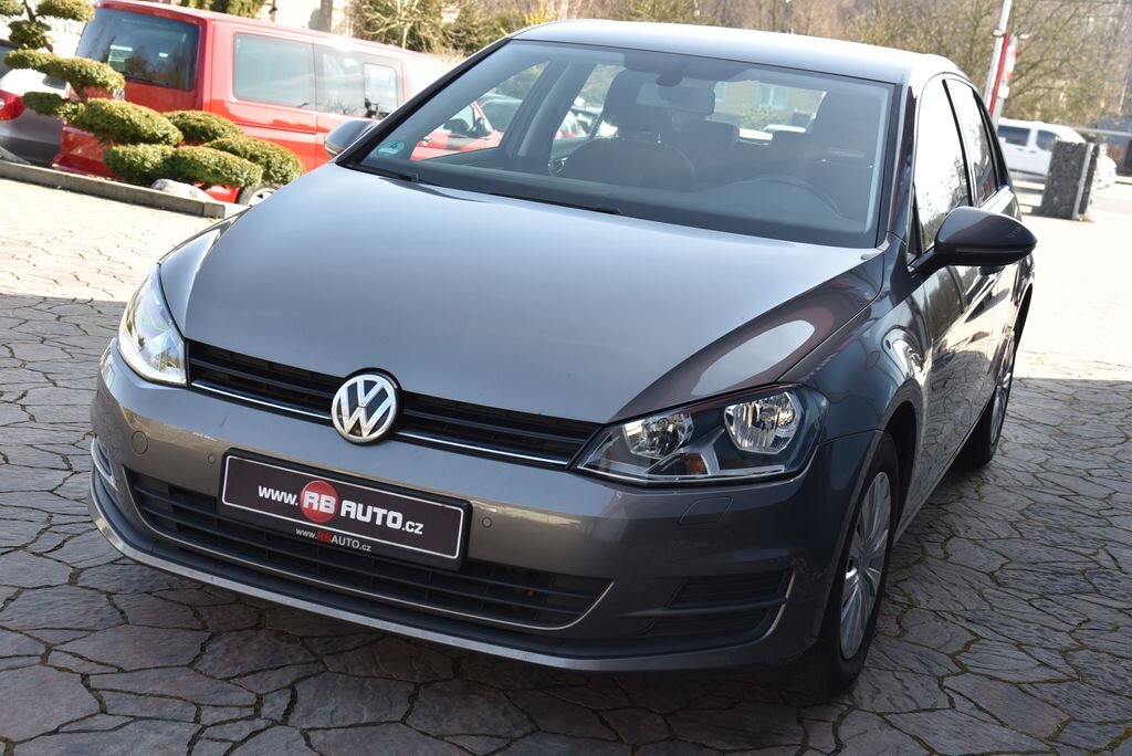 Volkswagen Golf Hatchback 1,2 l 77 kw