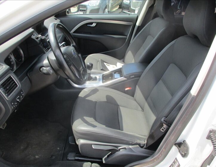 Volvo XC70 7
