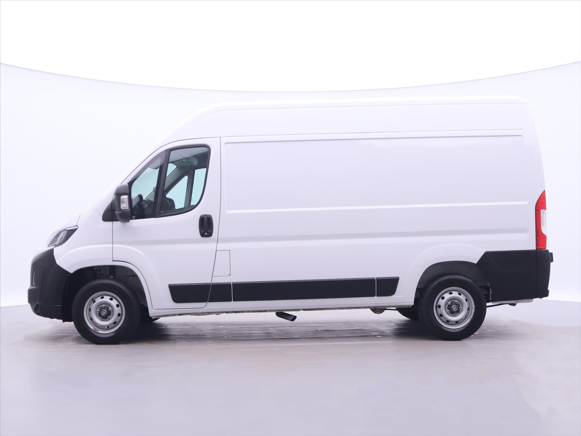 Toyota Proace Max Skříň 2,2 l 88 kw