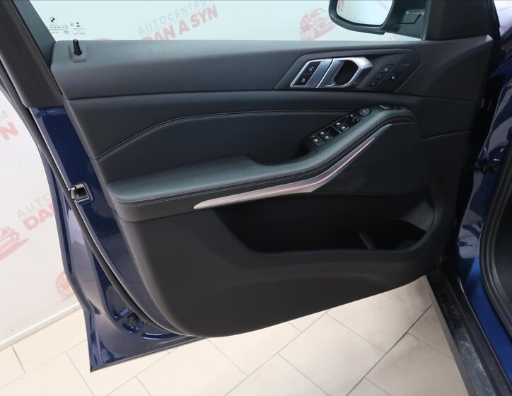 BMW X5 Kombi 3,0 l 245 kw