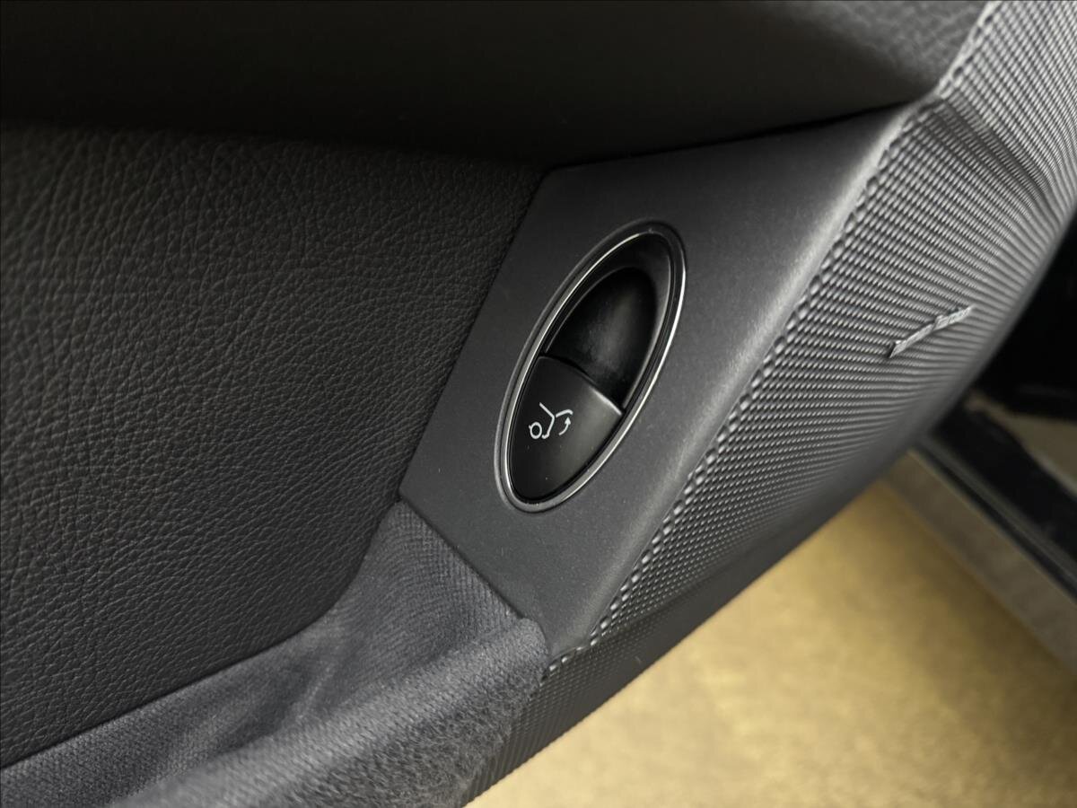 Mercedes-Benz Třídy E Kombi 3,0 l 170 kw