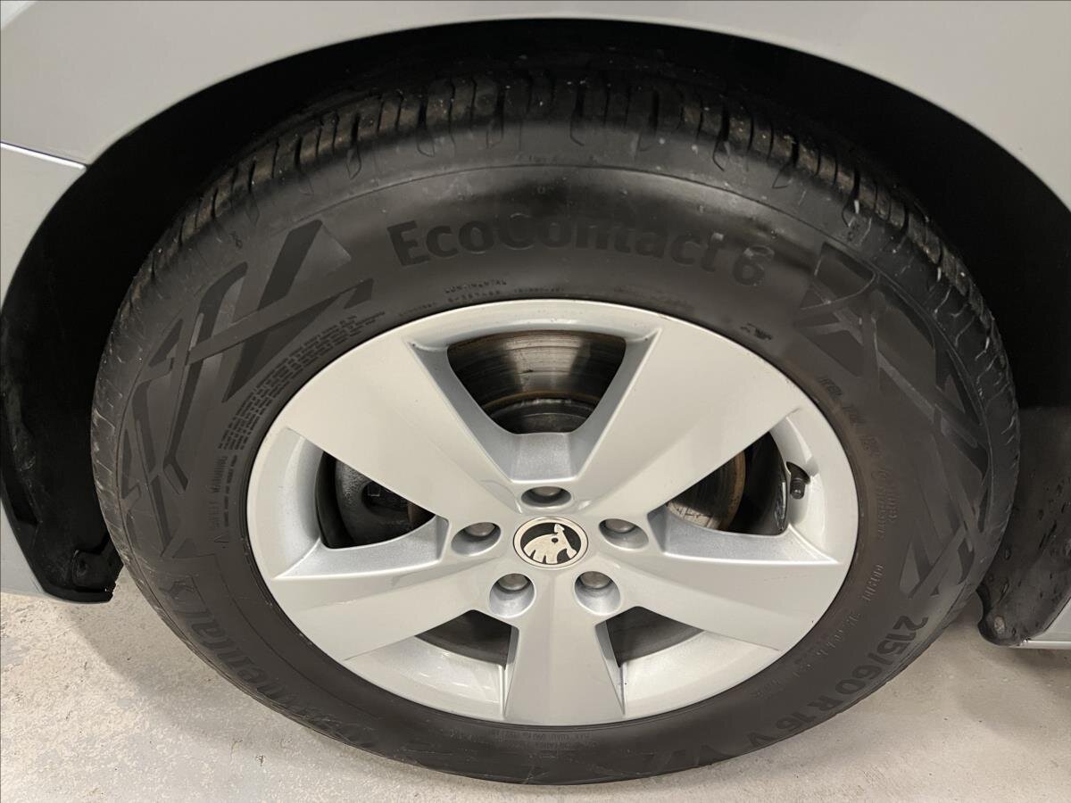 Škoda Superb Kombi 1,5 l 110 kw