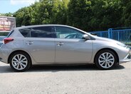 Toyota Auris Hatchback 1,8 l 73 kw