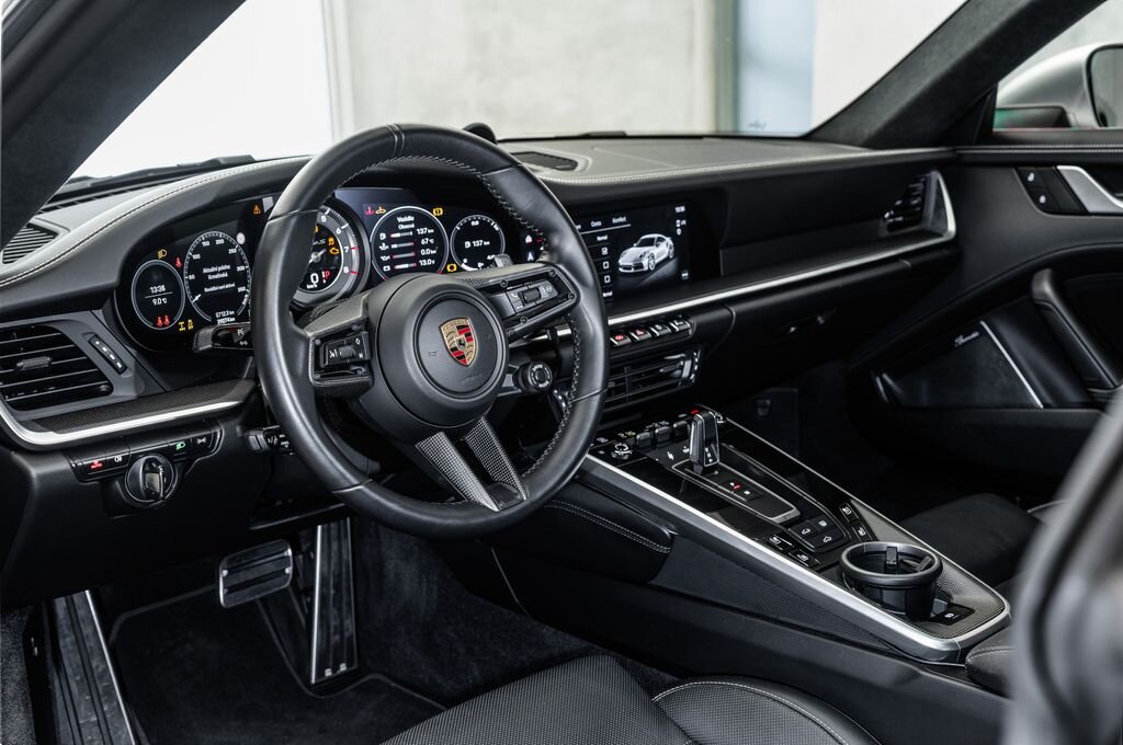 Porsche Ostatní Kupé 3,8 l 478 kw