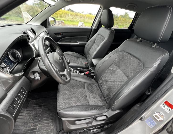 Suzuki Vitara 25