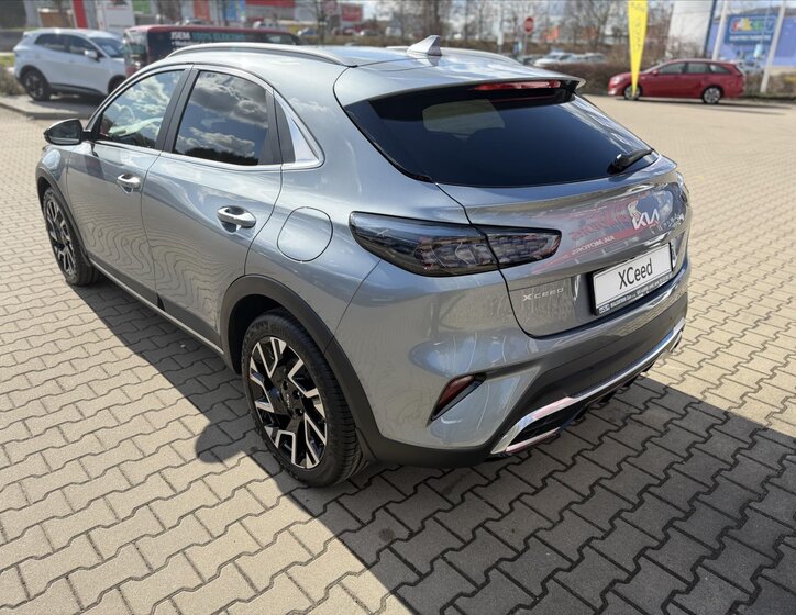 KIA XCeed CUV / Crossover 1,6 l 132 kw