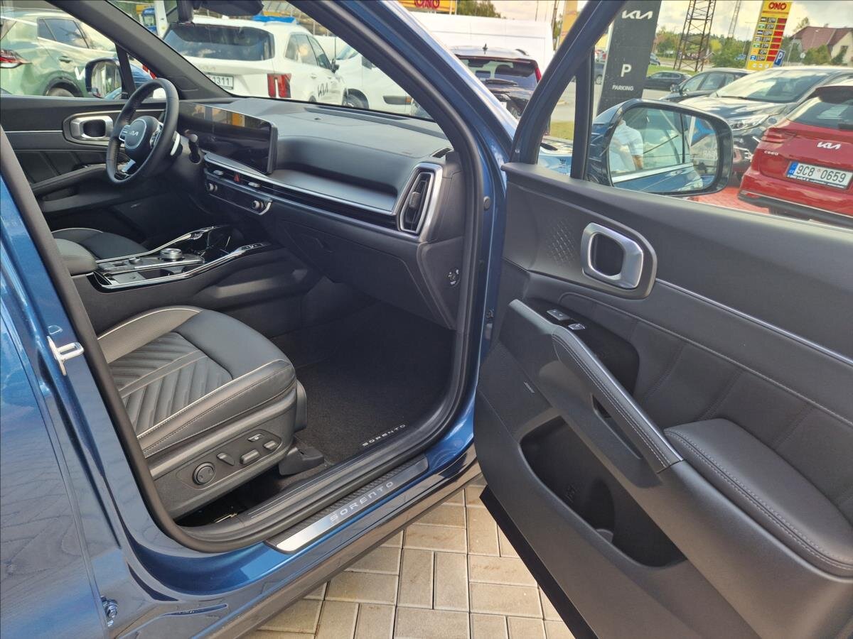 KIA Sorento SUV / Terénní 2,2 l 142 kw