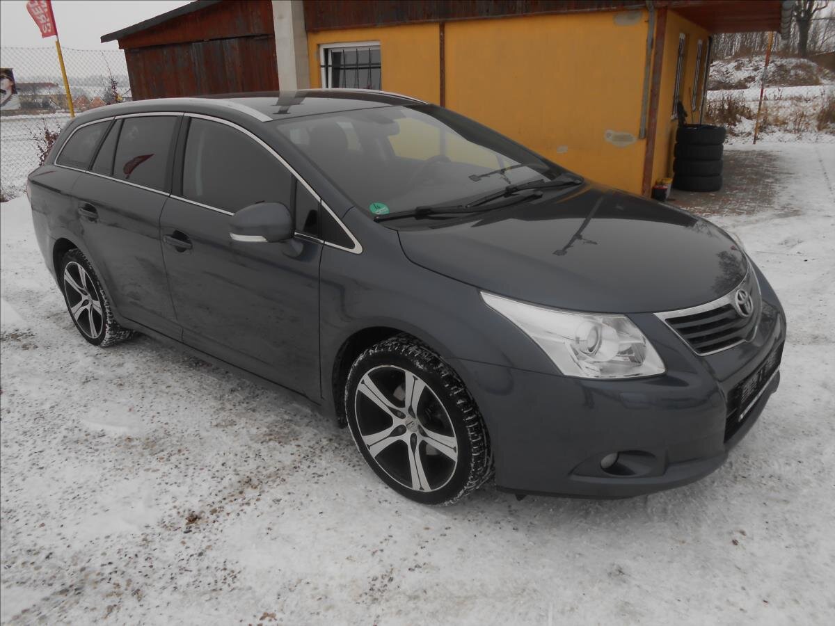 Toyota Avensis Kombi 1,8 l 108 kw