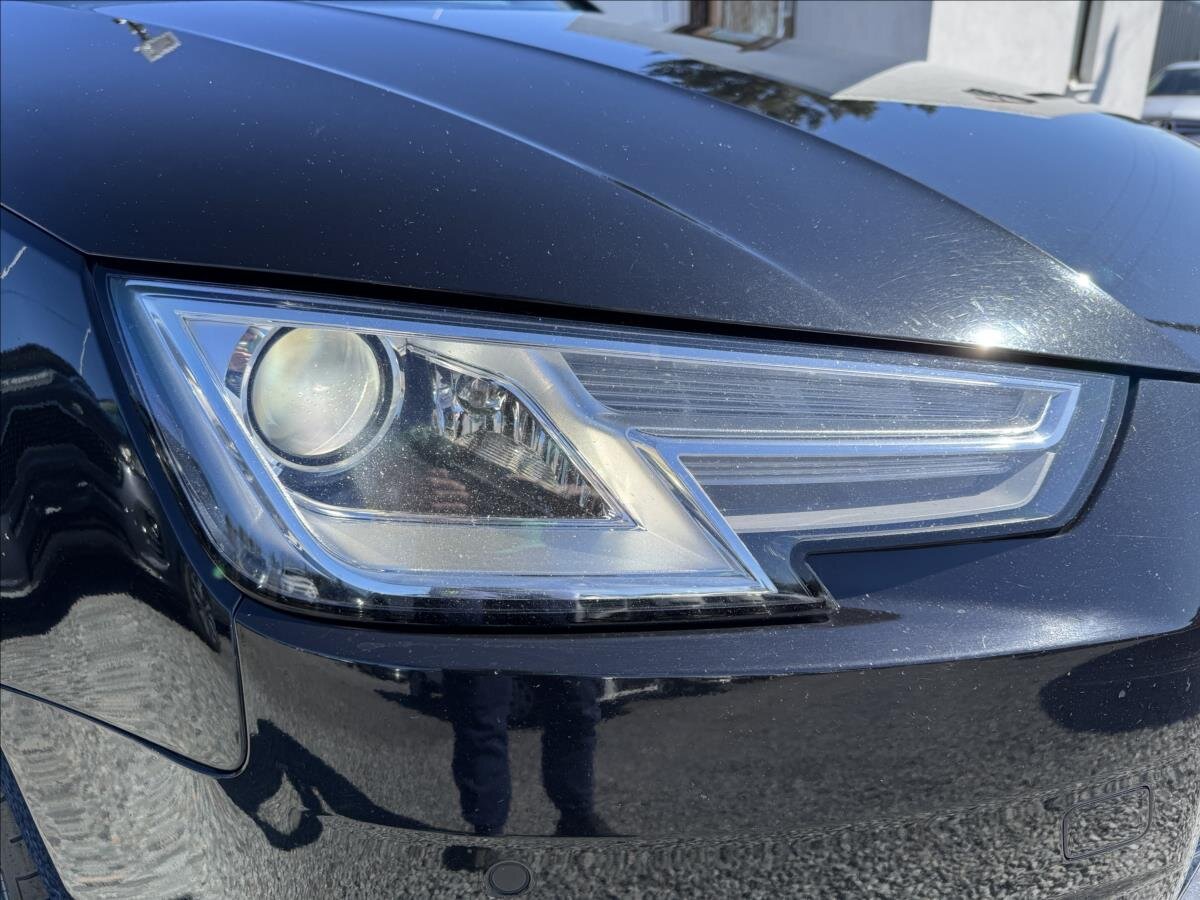 Audi A4 Kombi 2,0 l 140 kw