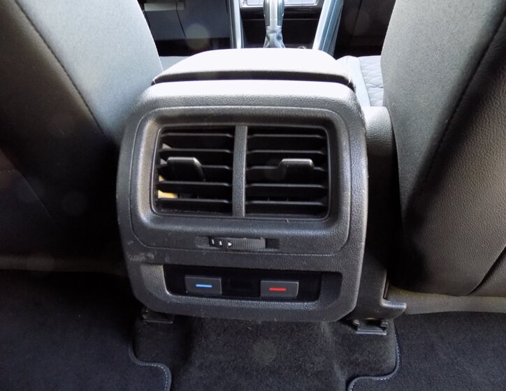 Volkswagen Touran 20