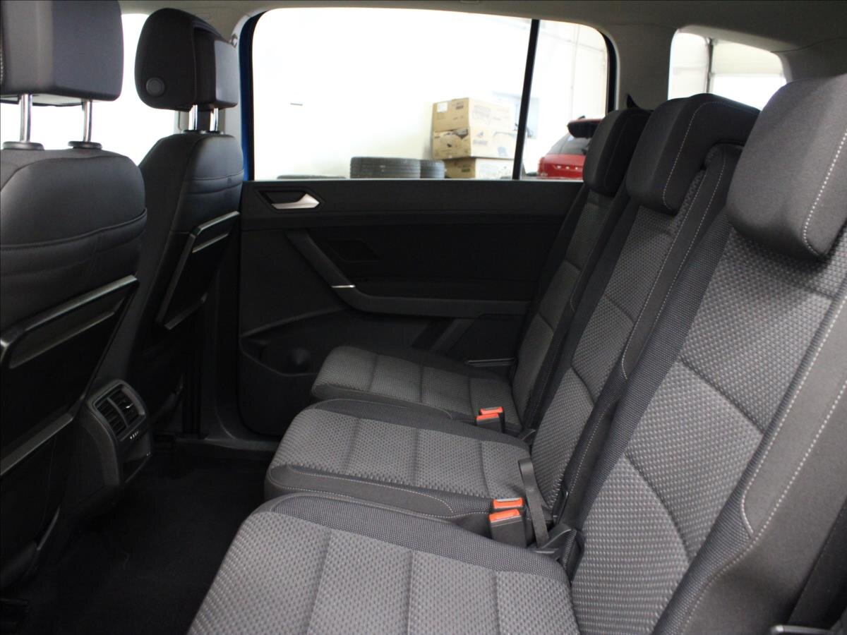 Volkswagen Touran MPV 1,2 l 81 kw