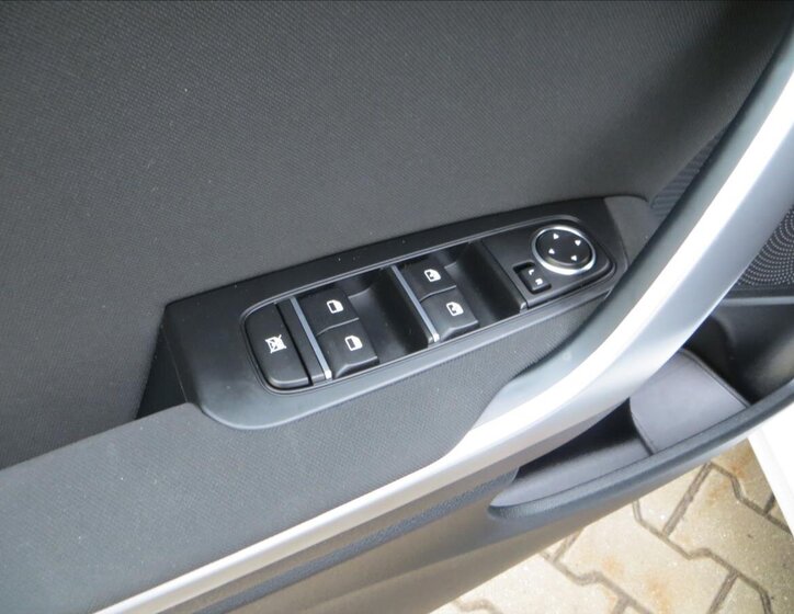 KIA Ceed Kombi 998,0 73 kw