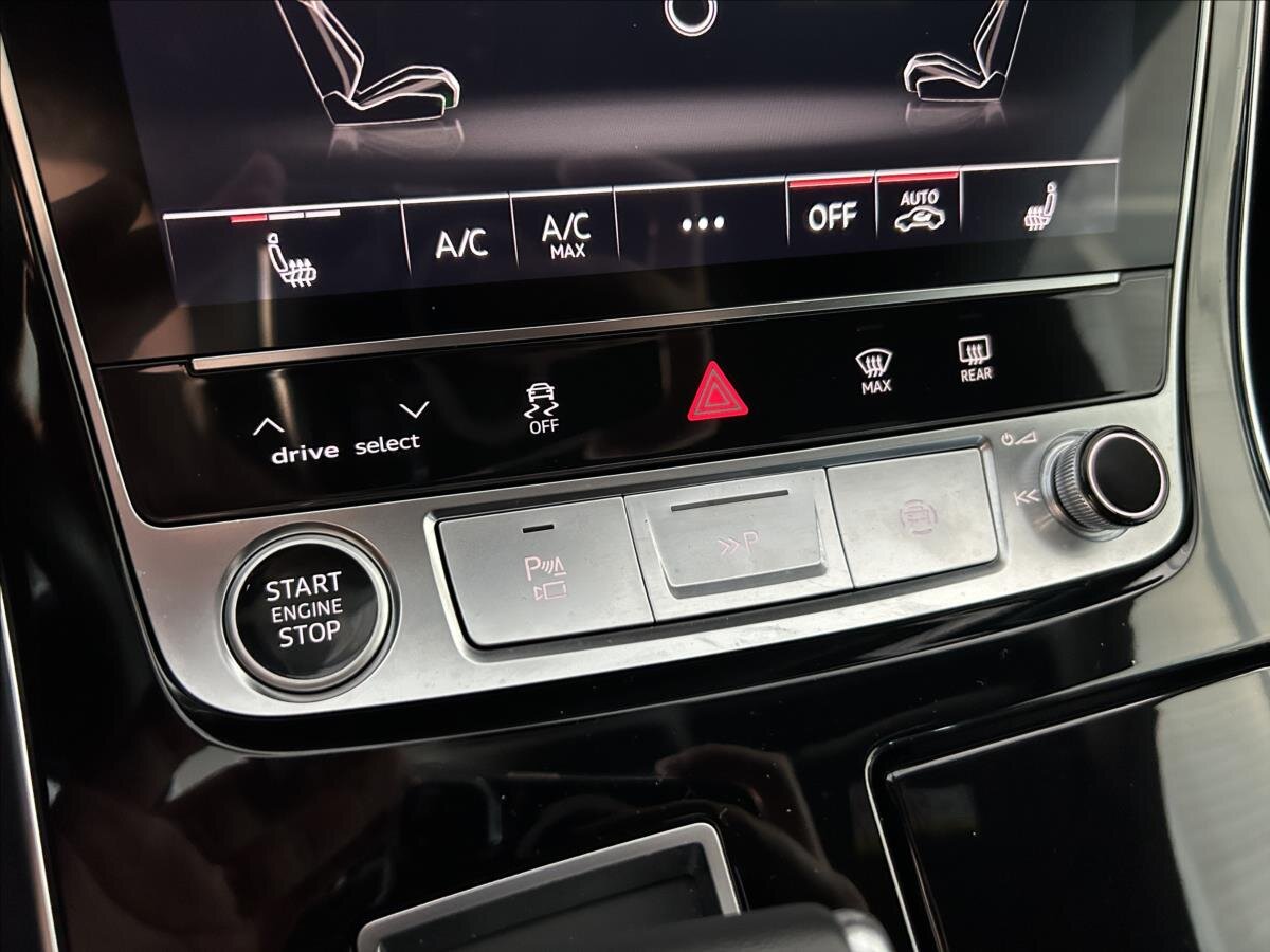 Audi Q8 SUV 3,0 l 250 kw