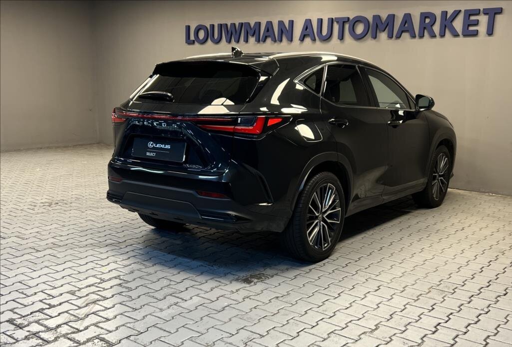 Lexus NX 450h plus SUV 2,5 l 227 kw
