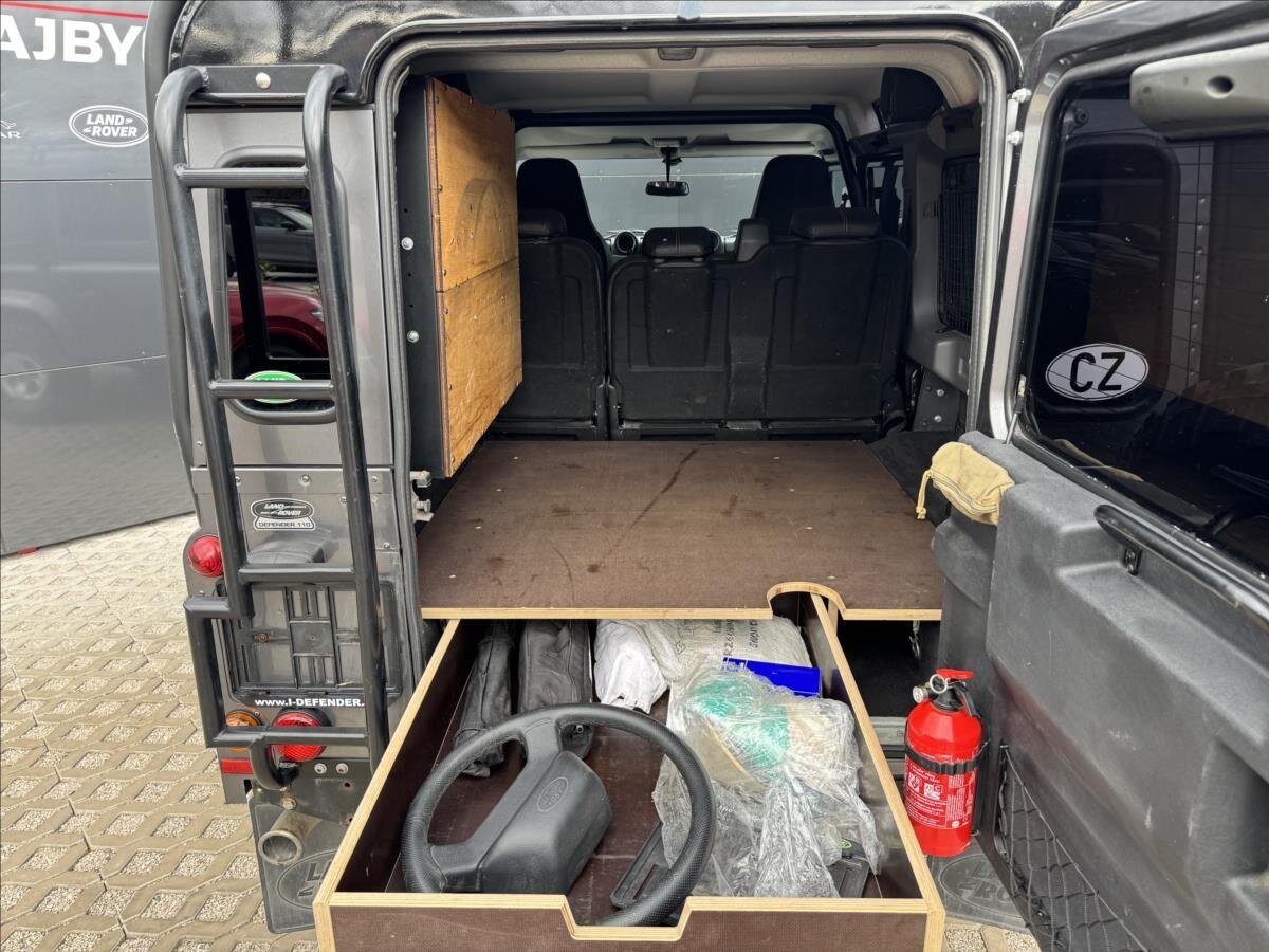 Land Rover Defender Skříň 2,2 l 90 kw