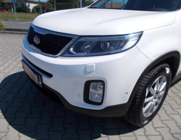 KIA Sorento 6