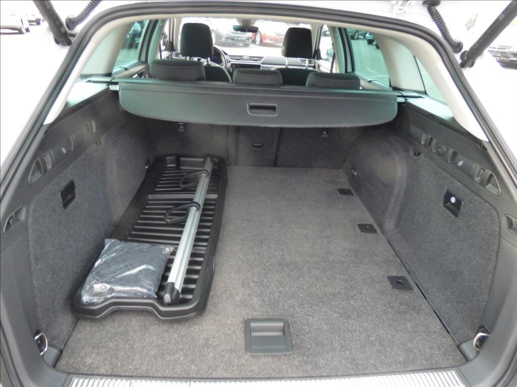 Škoda Superb Kombi 2,0 l 147 kw