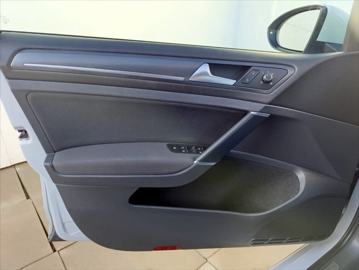 Volkswagen Golf Hatchback 2,0 l 180 kw