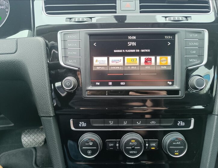 Volkswagen Golf Hatchback 1,4 l 110 kw