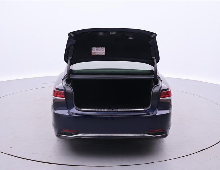 Lexus LS 500h Sedan / Limuzína 3,5 l 220 kw