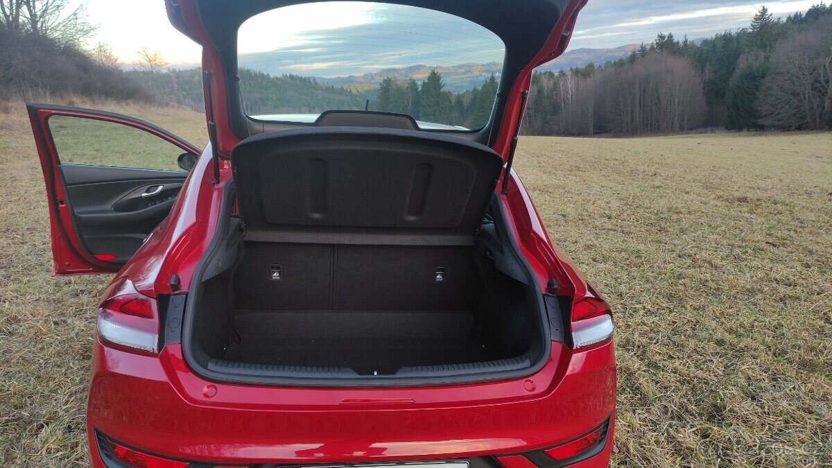 Hyundai i30 Sedan 0,0 88 kw