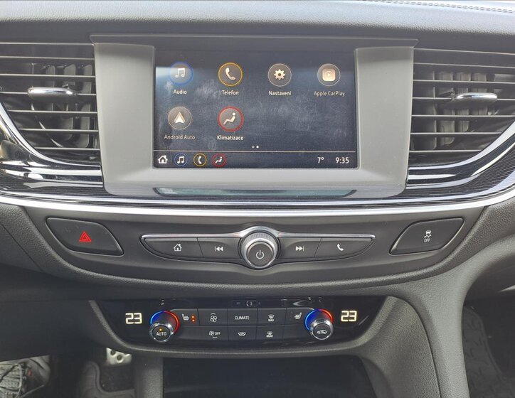 Opel Insignia Liftback 2,0 l 125 kw