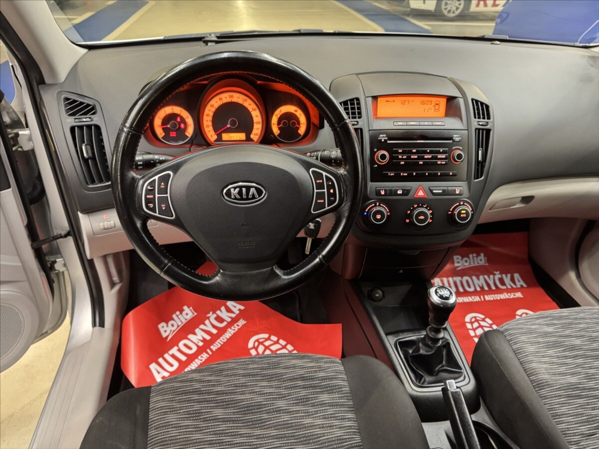 KIA Ceed Hatchback 1,4 l 80 kw