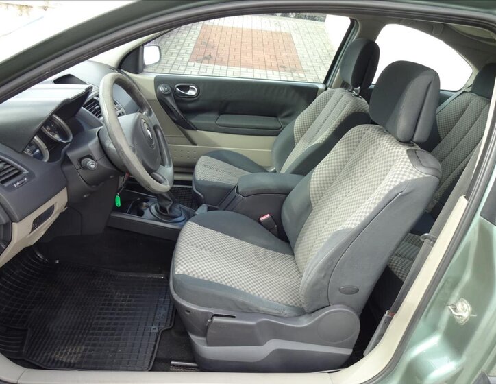 Renault Mégane Hatchback 1,4 l 72 kw