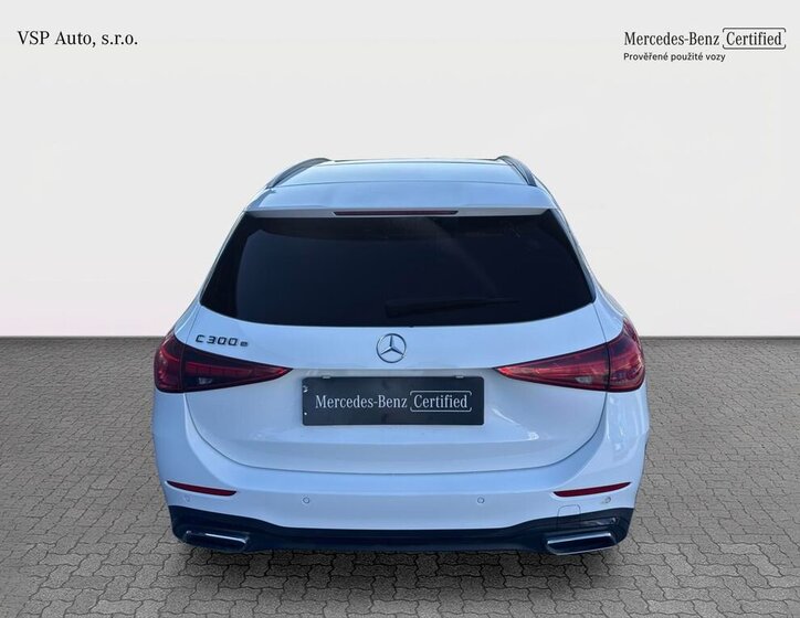 Mercedes-Benz Třídy C Kombi 2,0 l 230 kw